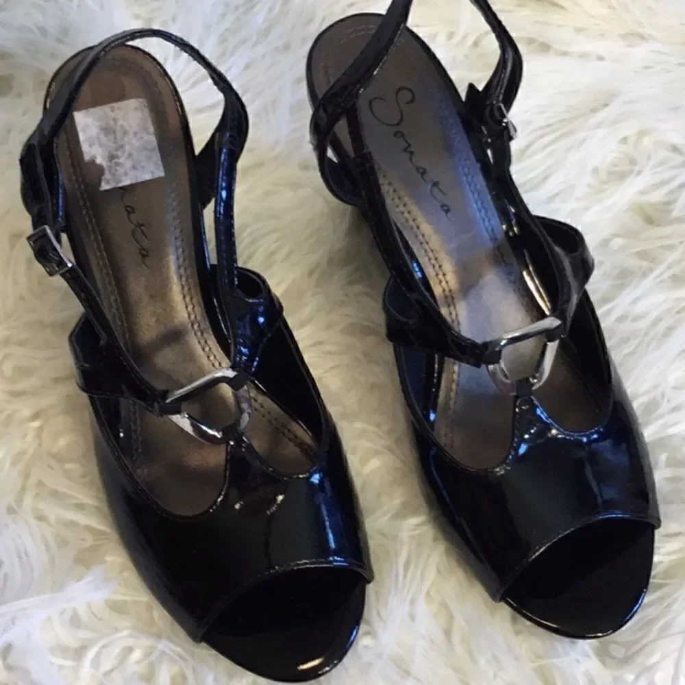 nwot wedge